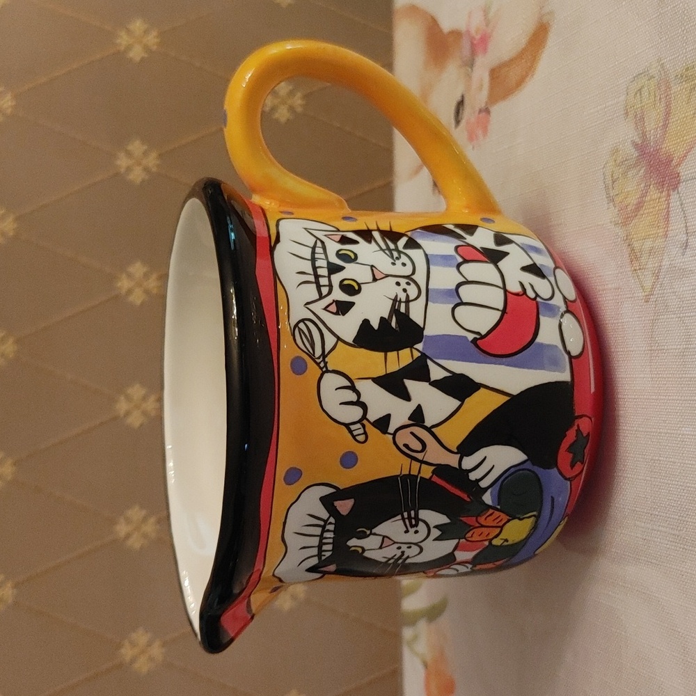 🐱 Vintage Catzilla Creamer